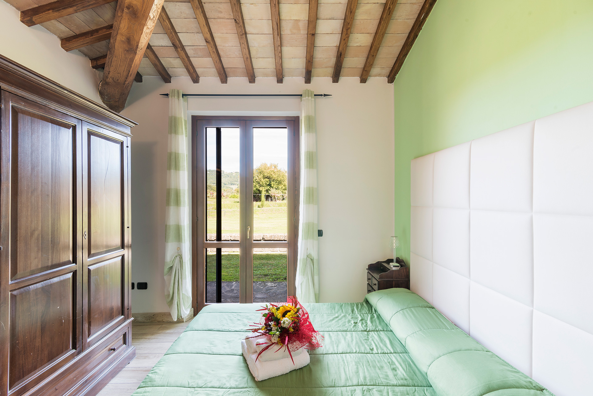 foto camera matrimoniale casa domenico 1-2